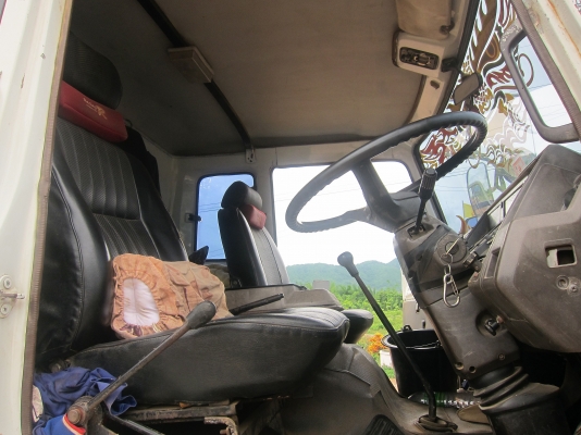 HINO 6ล้อดัมพ์ 6 แสนกว่า