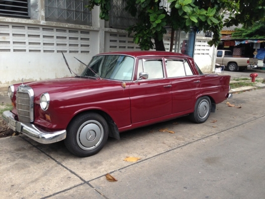 ** ขาย Benz 190 ปี63 W110 หางปลาตากลม พร้อมใช้ 195000 ลดได้ **