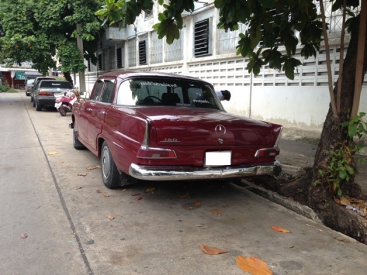 ** ขาย Benz 190 ปี63 W110 หางปลาตากลม พร้อมใช้ 195000 ลดได้ **
