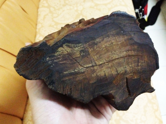 ไม้มงคลแกะสลักรูปพระมหาโพธิ์สัตว์กวนอิม