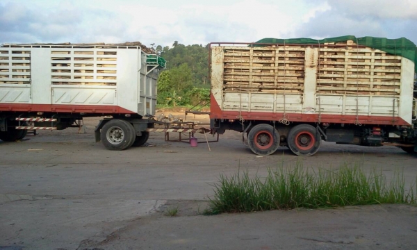 ISUZU FVM 230 แรงม้า ยางเรเดียลไม่มียางใน 18 เส้น