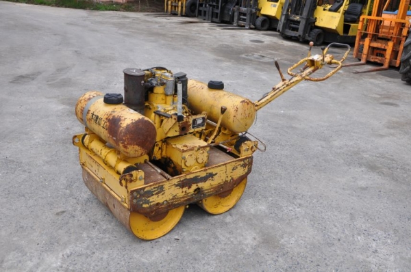 ขาย รถบดดินเดินตาม นำเข้าจากญี่ปุ่น ยังไม่เคยใช้ในไทย 45,000 เท่านั้น!!