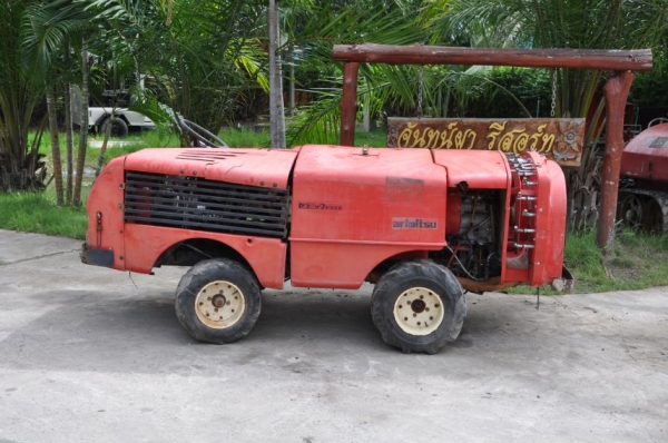 ขายรถฉีดยา mitsubishi ขับ4ล้อ นำเข้าญี่ปุ่นไม่เคยใช้ในไทย 45,000 บาท