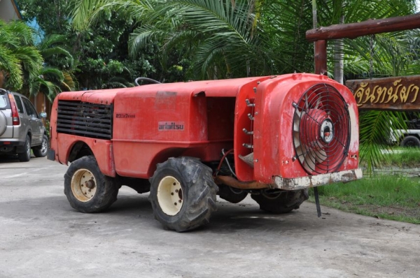ขายรถฉีดยา mitsubishi ขับ4ล้อ นำเข้าญี่ปุ่นไม่เคยใช้ในไทย 45,000 บาท