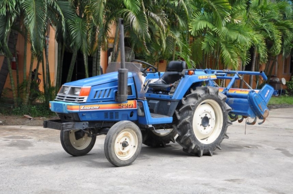 ขายรถไถ iseki 22แรง สภาพสวยเดิมญี่ปุ่นไม่เคยใช้งานในไทย 89,000 บาท