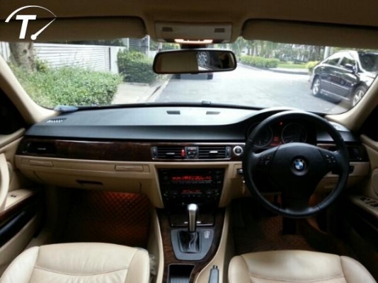 BMW E90 325IA ตัวท็อป รถสวยสภาพใหม่ วิ่งน้อย BMW E90 325IA ตัวท็อป รถสวยสภาพใหม่ วิ่งน้อย