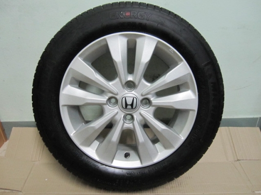 ขายล้อแม็ก Honda City พร้อมยางป้ายแดงปี 13 ขอบ 15