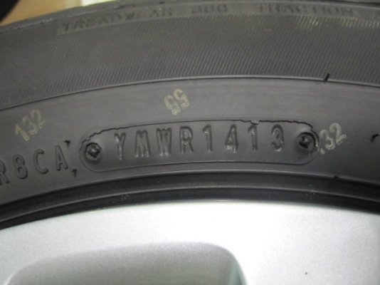 ขายยางพร้อมกะทะและฝาครอบรถ NEW VIOS ป้ายแดงปี 13