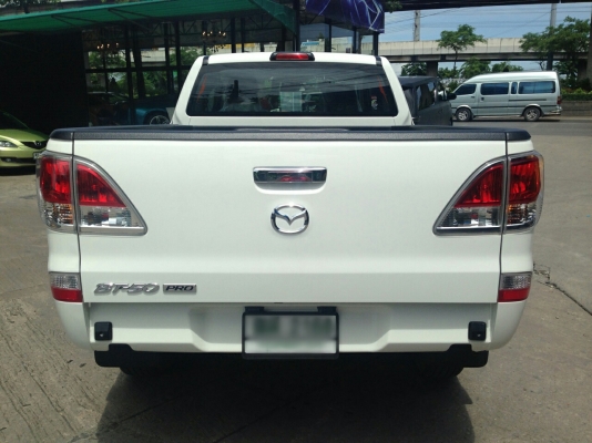 ขาย Mazda BT-50 PRO HI-RACER สีขาว ปี 2013