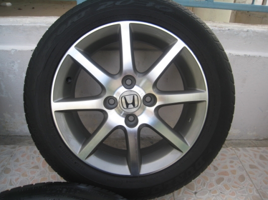 ขายล้อแม็ก Honda city 15"x6" et 53 4รู100 +ยางปี10  ล้อทำสีมาใหม่ครับ (081-3747940)