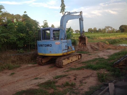 ขาย แบคโคร สุมิโตโม่ 60 เกา่นอก1เดือน ใช้งานคล่องมาก ประหยัดน้ำมัน