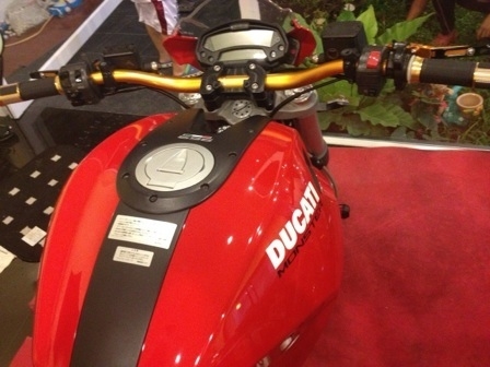 ขาย ducati696 inv หล่อๆเทพๆ 270000 ราคาต่อรองได้