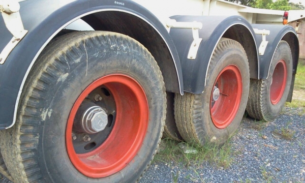 หางก้างปลา PANAS ยางเต็ม พร้อมขายค่ะhttps://www.facebook.com/TruckTakeHome?ref=hl