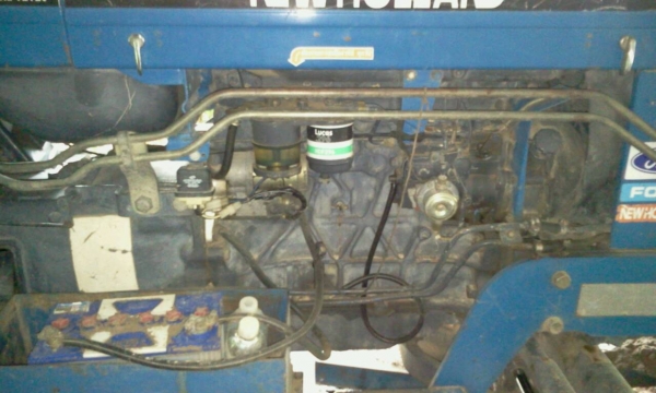 FORD 6610 มีเล่มทะเบียน พร้อมขายค่ะ FORD 6610 มีเล่มทะเบียน พร้อมขายค่ะ