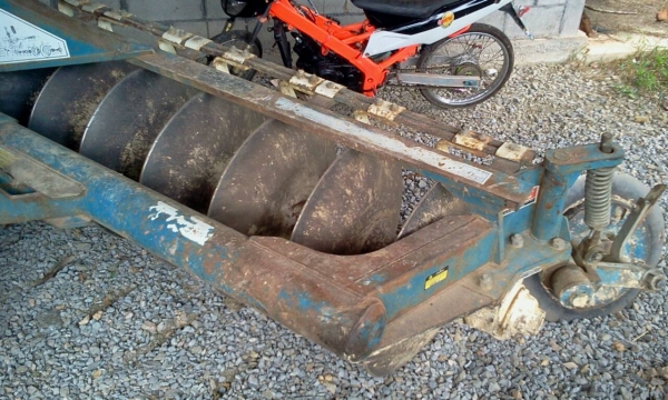 FORD 6610 มีเล่มทะเบียน พร้อมขายค่ะ FORD 6610 มีเล่มทะเบียน พร้อมขายค่ะ