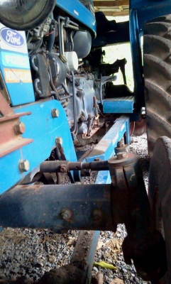 FORD 6610 มีเล่มทะเบียน พร้อมขายค่ะ FORD 6610 มีเล่มทะเบียน พร้อมขายค่ะ