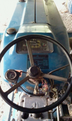 FORD 6610 มีเล่มทะเบียน พร้อมขายค่ะ FORD 6610 มีเล่มทะเบียน พร้อมขายค่ะ