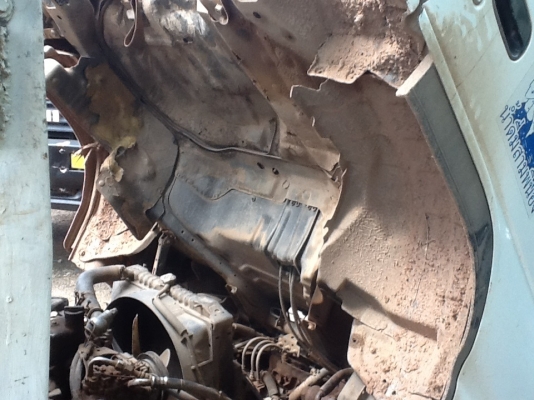 ขายด่วน NKR 69E เครื่อง 4BG2 100hp ไม่มีแหนบหน้าป้ายบ่ติดเวลาจดทะเบียนปี49จ้า ขายด่วน NKR 69E เครื่อง 4BG2 100hp ไม่มีแหนบหน้าป้ายบ่ติดเวลาจดทะเบียนปี49จ้า