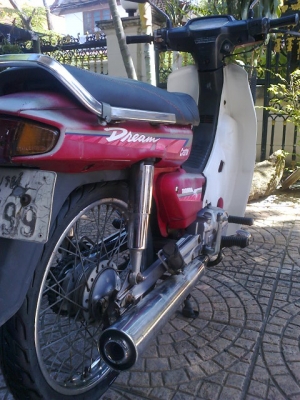 ขาย dream 100 คุรุ ปี38 8900 เดิมๆแห้งๆ ทะเบียนชุดโอน
