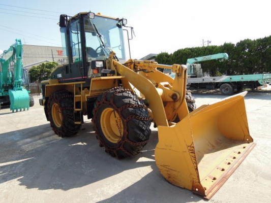 ขายรถตักล้อยาง 910G2 เก่านอกแท้ สามารถเป็นเจ้าของก่อนใคร สนใจโทร 087-3310254 เจี๊ยบค่ะ