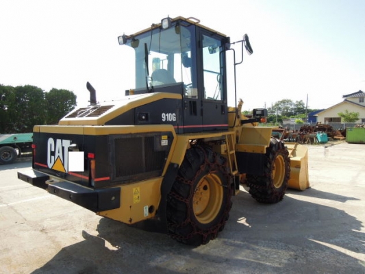 ขายรถตักล้อยาง 910G2 เก่านอกแท้ สามารถเป็นเจ้าของก่อนใคร สนใจโทร 087-3310254 เจี๊ยบค่ะ