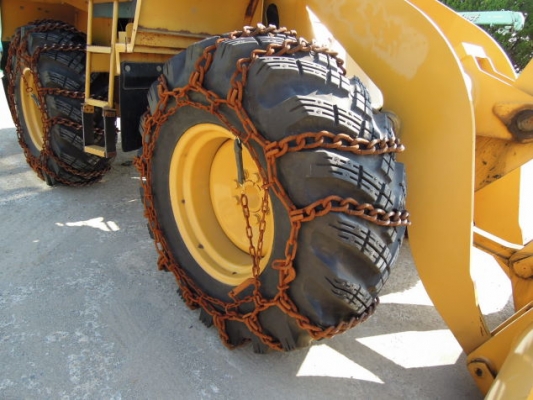 ขายรถตักล้อยาง 910G2 เก่านอกแท้ สามารถเป็นเจ้าของก่อนใคร สนใจโทร 087-3310254 เจี๊ยบค่ะ