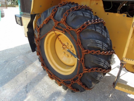 ขายรถตักล้อยาง 910G2 เก่านอกแท้ สามารถเป็นเจ้าของก่อนใคร สนใจโทร 087-3310254 เจี๊ยบค่ะ