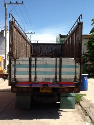 ขายรถบรรทุกสิบล้อ ISUZU Rocky 175