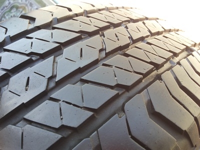 ขายยาง215/65/16 ปี 0411 BRIDGESTONE DUELER H/T684 1 คู่ ขายยาง215/65/16 ปี 0411 BRIDGESTONE DUELER H/T684 1 คู่