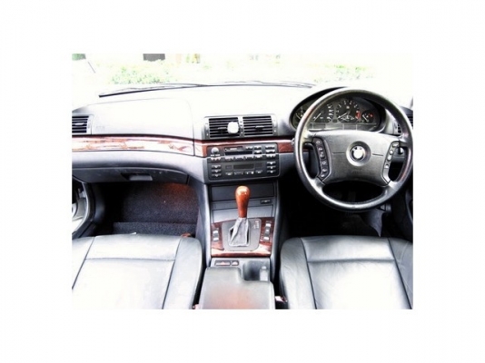 ขายครับ Bmw 323i E46 ราคาต่อมาเลยครับ ขายได้ขายเลย