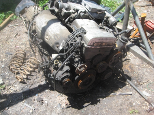 ขายเครื่อง 1 jZ 2500 พร้อมเกียร์ ราคา8000 บาท