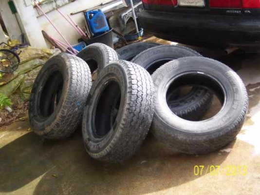 ขายยาง รถไม่นิ่มไม่บวม 245 70 r16