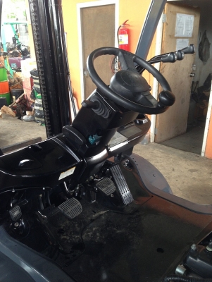 ขาย ฟอล์คลิฟท์ 3.0 ตัน TOYOTA 8FG30  เสา 4 เมตร เกียร์ auto