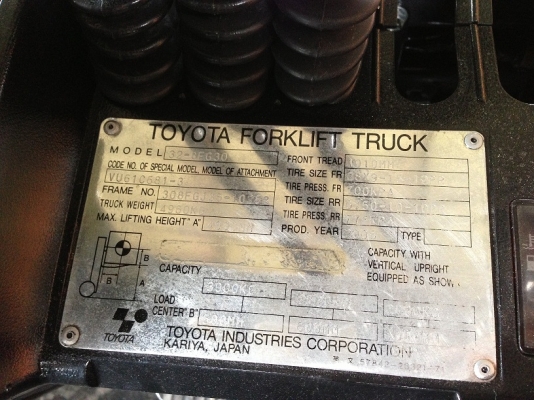 ขาย ฟอล์คลิฟท์ 3.0 ตัน TOYOTA 8FG30  เสา 4 เมตร เกียร์ auto