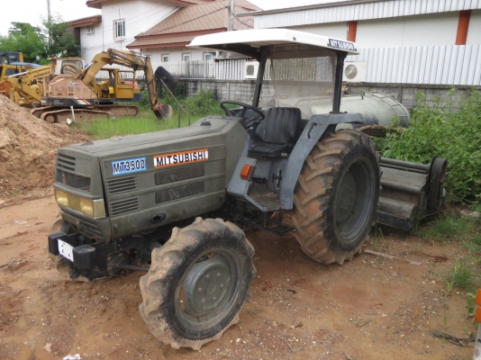 รถไถนา Mitsubishi 35 แรง นำเข้าจากญี่ปุ่น