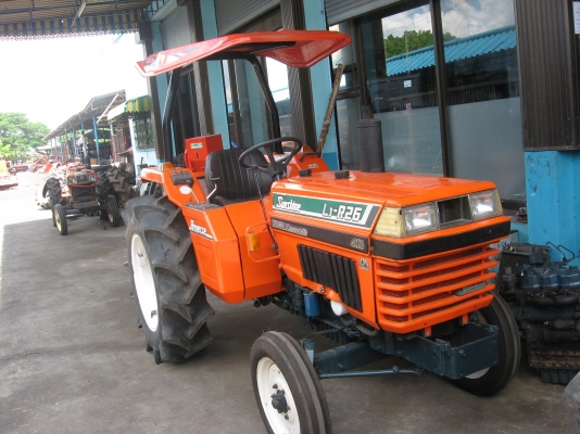 ขาย KUBOTA L-1 R26