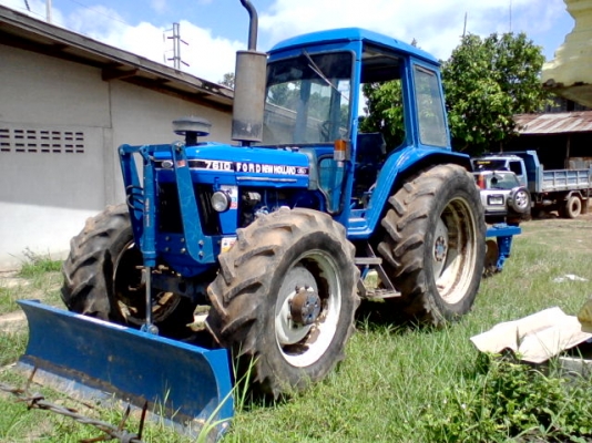 Ford 6610 2 เพลา เก่านอก ออกทะเบียนแล้ว อุปกรณ์ครบ ราคาถูก