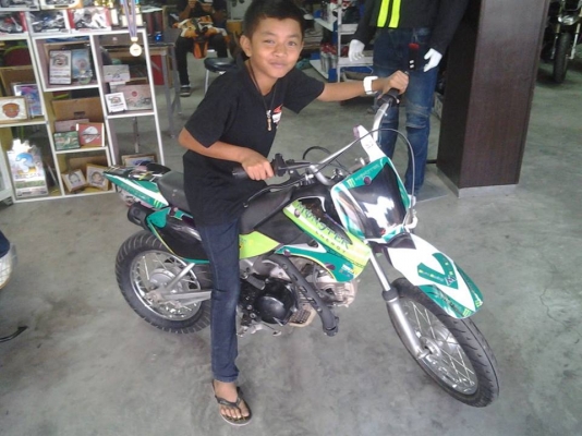 รถวิบากเล็ก kawasaki ของแท้เดิมๆ ลดราคาจะเปลี่ยนแนว..22000บาท