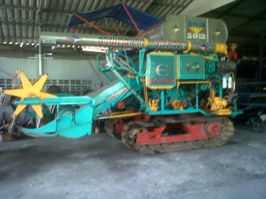 ขายรถเกี่ยวข้าว(รถใหม่)