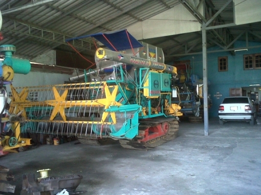 ขายรถเกี่ยวข้าว(รถใหม่)