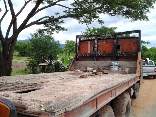 ขายด่วน..รถสิบล้อ เทลเล่อร์ อีซูสุ จดทะเบียนปี 33 เครื่องดี คัสซีสวย ยางสวยทุกเส้น มีเกียร์สโลว์ รถสวยพร้อมใช้งาน มีทะเบียนครบ.