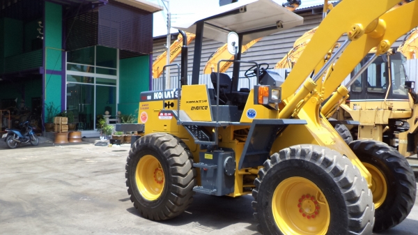 WA100-1-30778 รถตักตอนนี้รถจอดที่(CSนวนคร)ครับ