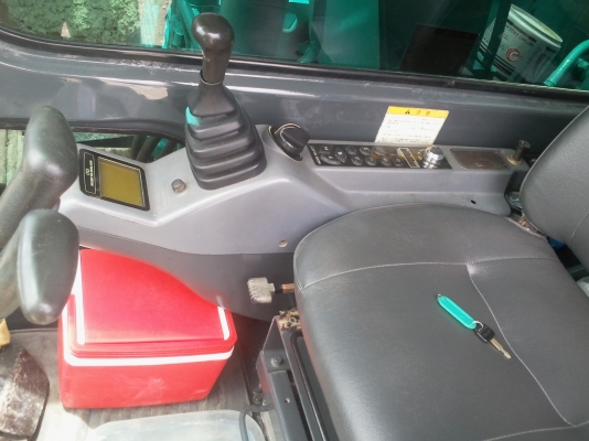 Kobelco120กับ Cat D4D