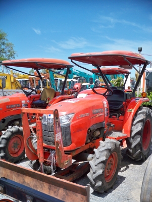 Kubota L3608