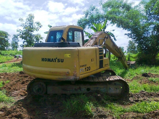 ขายด่วน..รถขุด KOMATSU PC120-6E S/N 6336x รุ่นพิเศษ ระบบไฟฟ้าครบ มีทะเบียนครบ.