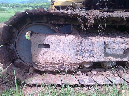 ขายด่วน..รถขุด KOMATSU PC120-6E S/N 6336x รุ่นพิเศษ ระบบไฟฟ้าครบ มีทะเบียนครบ.