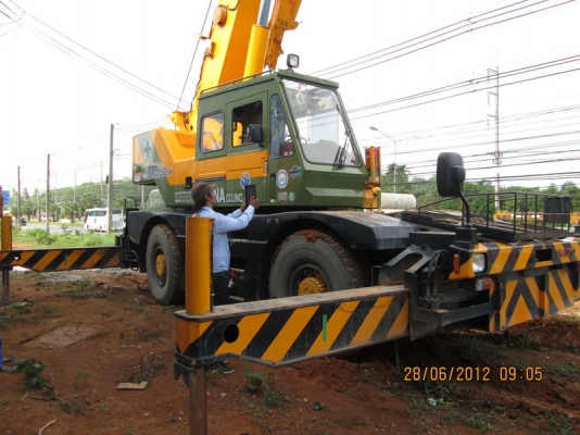 ขายรถเครน KATO KR25็-V2