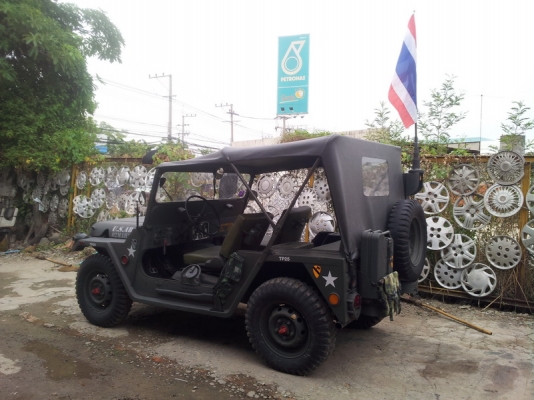 JEEP M151 เครื่อง TOYOTA12R 4x4 อุปกรณ์ตรบพร้อมทะเบียนแท้