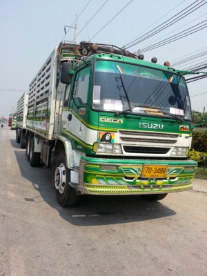 ขายรถบรรทุก ISUZU 320 hp ปี49 (แม่-ลูก)