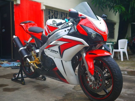 สามารถสั่งและ เลือกแฟริ่งได้ แฟริ่งRC211, rc212ราคา95000 แฟริ่งCbr1000 2008ราคา97000,แฟริ่งDucati1198ราคา140000 เลือกสีเลือกลายได้ตามใจชอบ พร้อมท่อสูตรใส่ให้ทุกคัน สภาพรถทำให้พร้อมออกทริปได้เลย รถทะเบียนแท้ ติดต่อ0873333765 0803355484 รับแลกหรือเทินร์ด้วย